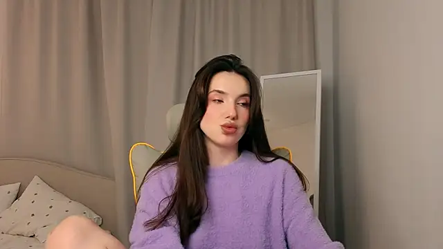 ssandralovin online show from April 19, 8:11 pm