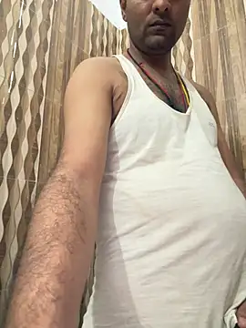 Snapshot of hardlysuck chatting on February 22, 5:30 am hardlysuck online show from February 22, 5:30 am