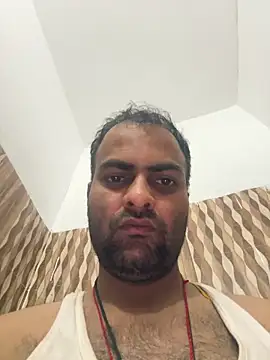 Snapshot of hardlysuck chatting on March 1, 9:33 am hardlysuck online show from March 1, 9:33 am