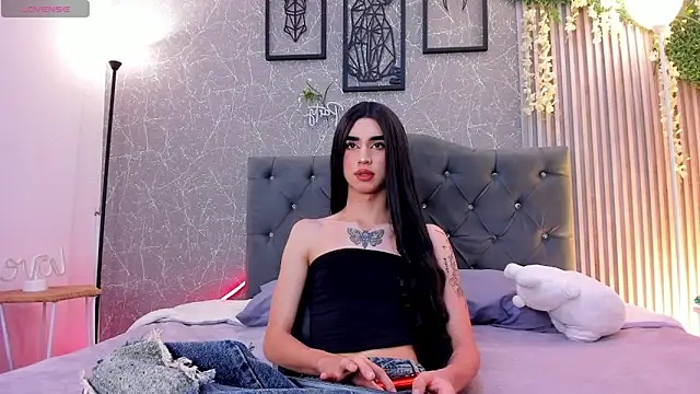 Snapshot of lana_gill1 chatting on May 22, 12:55 pm lana gill1 online show from May 22, 12:55 pm