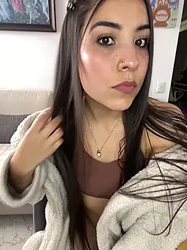 Snapshot of Mayka_sex chatting on February 24, 4:05 pm Mayka sex online show from February 24, 4:05 pm