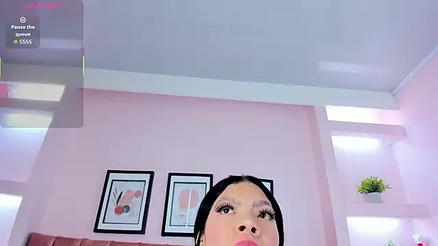 Snapshot of Sophia_Salem chatting on February 26, 7:13 pm Sophia Salem online show from February 26, 7:13 pm