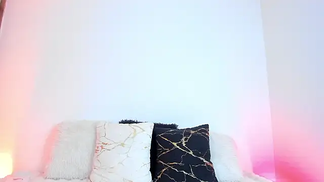 Axel nova online show from February 6, 7:28 pm