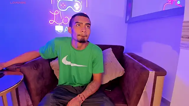 Rpoolrboy online show from February 4, 12:11 pm