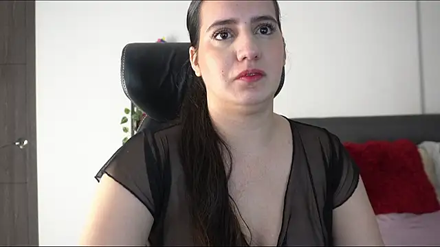 alexajhonsons online show from February 12, 11:55 pm