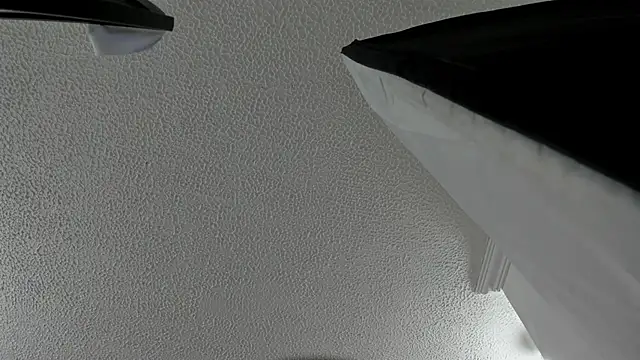 Snapshot of playful-girls chatting on February 18, 1:29 pm playful-girls online show from February 18, 1:29 pm