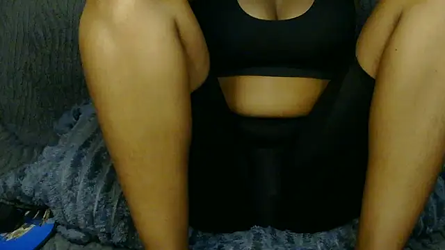Snapshot of AfricanGodesss chatting on May 25, 6:25 pm AfricanGodesss online show from May 25, 6:25 pm