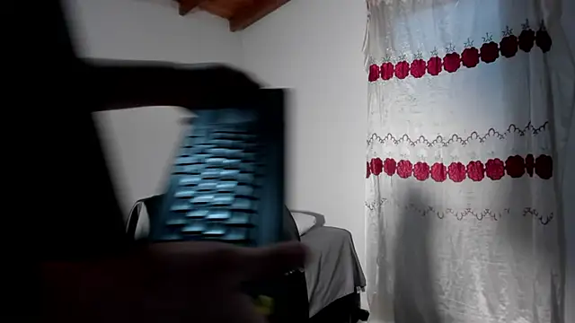 Snapshot of Vlad__night chatting on April 24, 3:42 am Vlad night online show from April 24, 3:42 am
