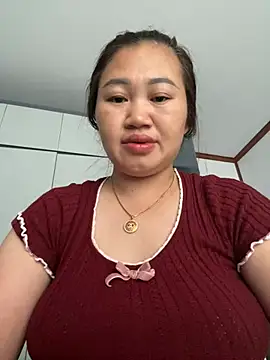 Puka2001 online show from March 26, 5:02 am