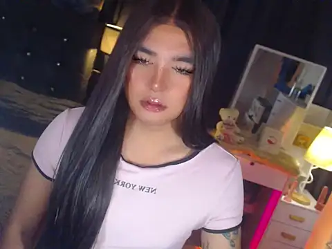 Katezorah online show from March 2, 8:48 pm