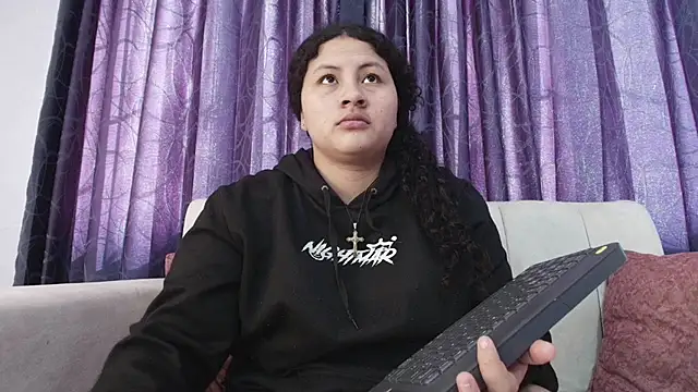 Snapshot of Baby_dirt chatting on February 5, 2:33 pm Baby dirt online show from February 5, 2:33 pm