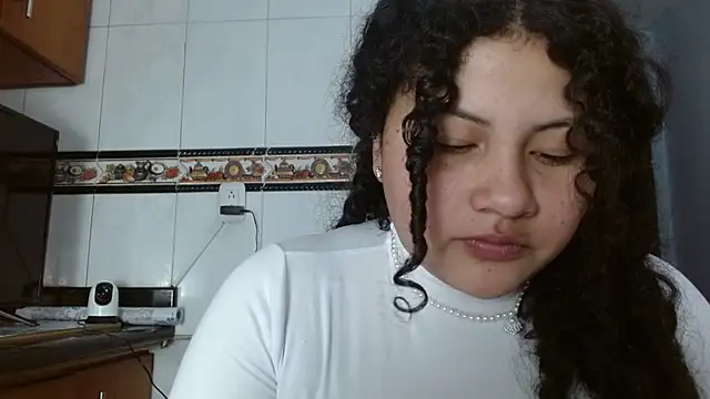 Snapshot of Baby_dirt chatting on February 22, 4:38 pm Baby dirt online show from February 22, 4:38 pm