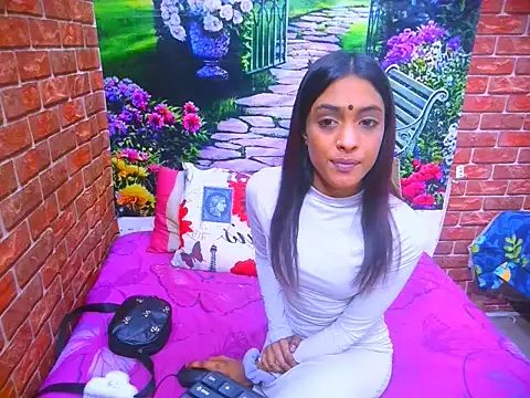 Snapshot of IndianPretty14u2Luv chatting on June 20, 5:10 am IndianPretty14u2Luv online show from June 20, 5:10 am