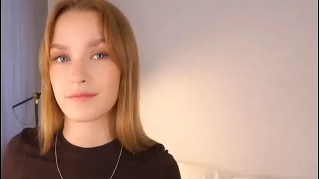 Snapshot of HellenSpelly chatting on February 20, 10:21 pm HellenSpelly online show from February 20, 10:21 pm