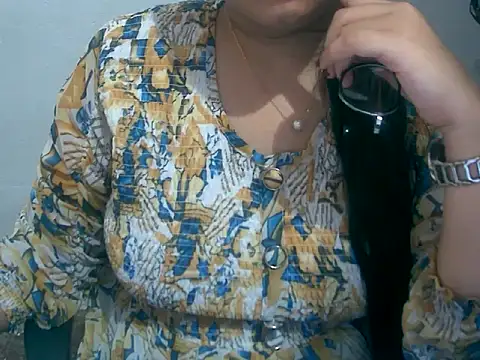 Cute Aliyaa online show from March 9, 9:02 am