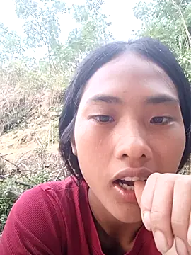Snapshot of Hoa-tuylip chatting on May 17, 11:17 am Hoa-tuylip online show from May 17, 11:17 am