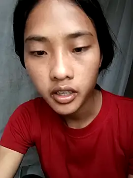 Snapshot of Hoa-tuylip chatting on May 19, 3:13 am Hoa-tuylip online show from May 19, 3:13 am