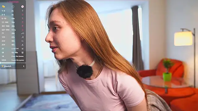 SharaNewbern online show from April 11, 2:21 pm