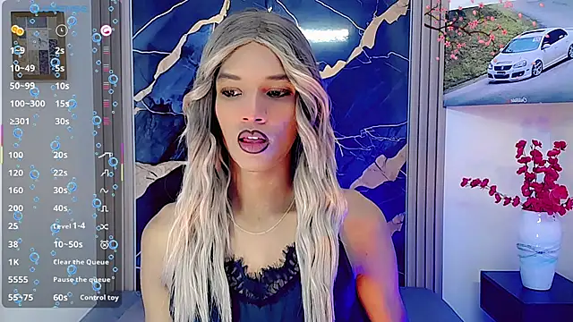 Snapshot of Samantha_Ortega_ chatting on April 25, 11:35 am Samantha Ortega online show from April 25, 11:35 am