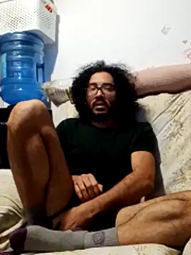 Batou1683 online show from March 18, 2:37 am