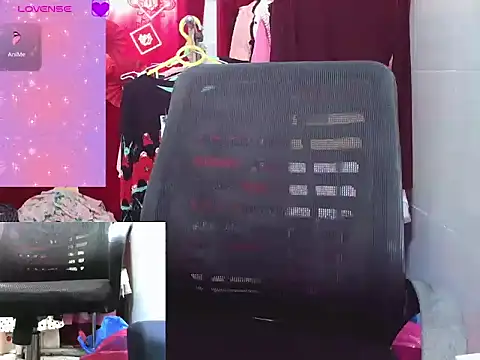 Snapshot of song_ngan chatting on February 19, 2:51 am song ngan online show from February 19, 2:51 am