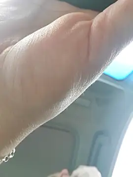 Sunflower0025 online show from March 23, 6:01 pm