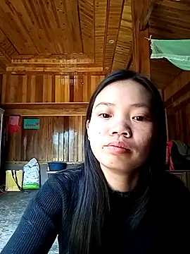 Snapshot of derylove_ chatting on February 27, 4:23 am derylove online show from February 27, 4:23 am