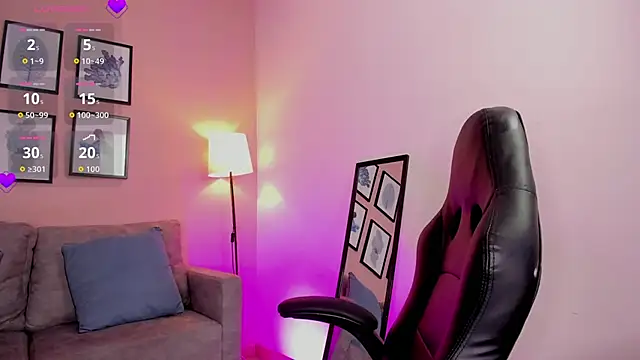 Snapshot of Eva_monet chatting on June 15, 2:19 pm Eva monet online show from June 15, 2:19 pm