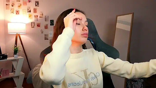 Snapshot of nexorine chatting on February 11, 2:00 pm nexorine online show from February 11, 2:00 pm