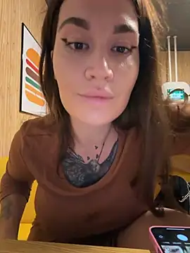 TattooGirlAlia online show from November 22, 8:08 pm