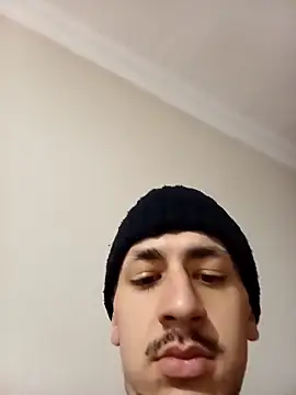 Snapshot of Etlipro-53 chatting on February 27, 9:48 pm Etlipro-53 online show from February 27, 9:48 pm