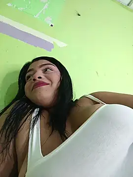 Snapshot of angela_sex_x chatting on April 23, 7:38 pm angela sex x online show from April 23, 7:38 pm
