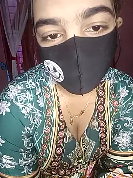 Snapshot of Ms-Nusrat chatting on February 8, 11:24 am Ms-Nusrat online show from February 8, 11:24 am