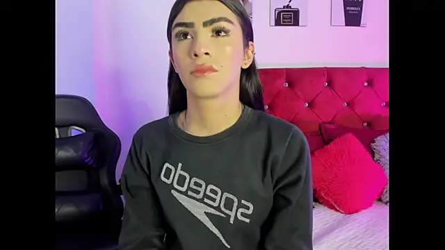 Snapshot of Isabella_Moon9 chatting on February 11, 11:37 am Isabella Moon9 online show from February 11, 11:37 am