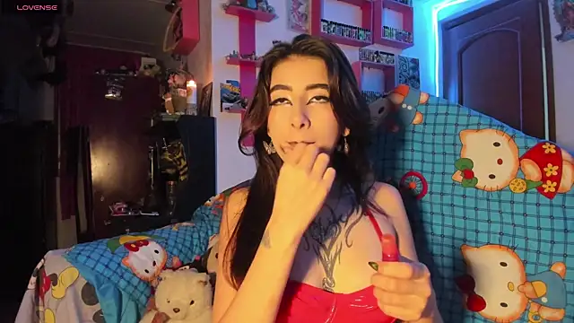 Snapshot of Rebecahart chatting on June 4, 11:55 pm Rebecahart online show from June 4, 11:55 pm