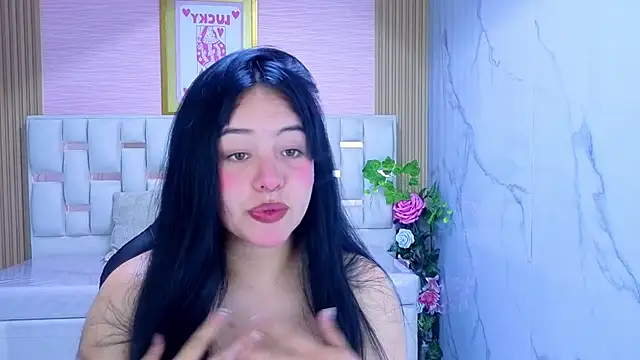 Snapshot of sarita_09_s chatting on July 22, 3:09 am sarita 09 s online show from July 22, 3:09 am