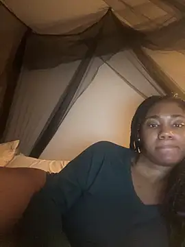 Snapshot of Ebonythroat777 chatting on March 18, 2:58 am Ebonythroat777 online show from March 18, 2:58 am