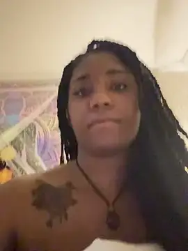 Snapshot of Ebonythroat777 chatting on May 31, 8:32 am Ebonythroat777 online show from May 31, 8:32 am