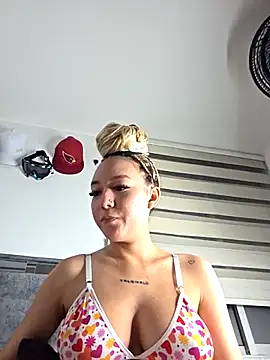 alaia princess online show from April 17, 11:30 pm