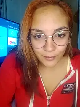 kuramaqueen online show from May 26, 2:40 am