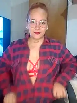 kuramaqueen online show from May 28, 4:43 am