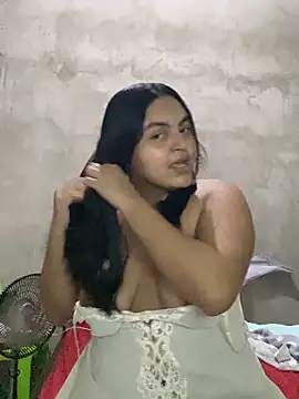 Snapshot of veronicarodriguezx chatting on June 11, 4:32 am veronicarodriguezx online show from June 11, 4:32 am