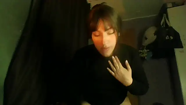 Snapshot of mimi_miauu chatting on June 11, 3:04 am mimi miauu online show from June 11, 3:04 am