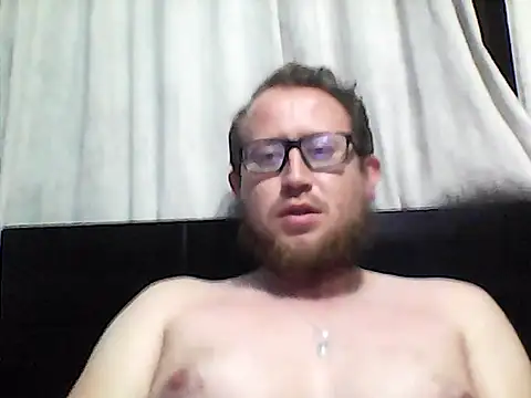 Snapshot of Ecuhot8976 chatting on June 4, 4:51 am Ecuhot8976 online show from June 4, 4:51 am