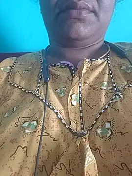 Snapshot of TamilSembaruthi143 chatting on February 19, 4:52 am TamilSembaruthi143 online show from February 19, 4:52 am