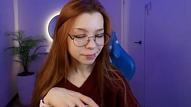 Snapshot of PinkAn8el chatting on February 10, 2:26 am PinkAn8el online show from February 10, 2:26 am