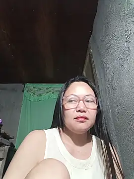 Snapshot of hotpinay_45 chatting on April 26, 10:13 am hotpinay 45 online show from April 26, 10:13 am
