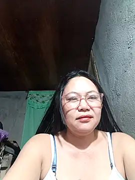 Snapshot of hotpinay_45 chatting on April 27, 8:29 pm hotpinay 45 online show from April 27, 8:29 pm