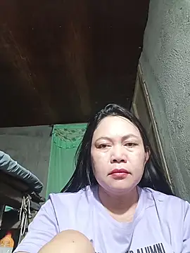Snapshot of hotpinay_45 chatting on May 7, 8:25 pm hotpinay 45 online show from May 7, 8:25 pm