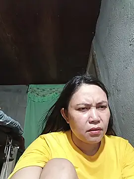 Snapshot of hotpinay_45 chatting on May 21, 9:16 am hotpinay 45 online show from May 21, 9:16 am